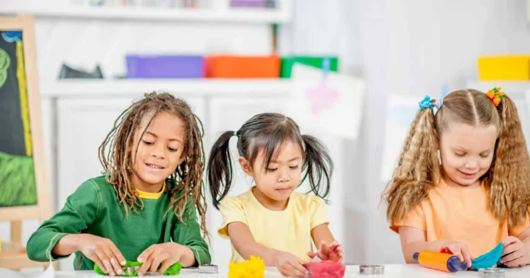Applebee Kids Preschool, Child'S Growth, Nurturing Environment, Learning Experience, Educational Programs, Holistic Development, Holistic Growth And Development, Emphasizing Health And Well-Being, Enriching Learning Environment